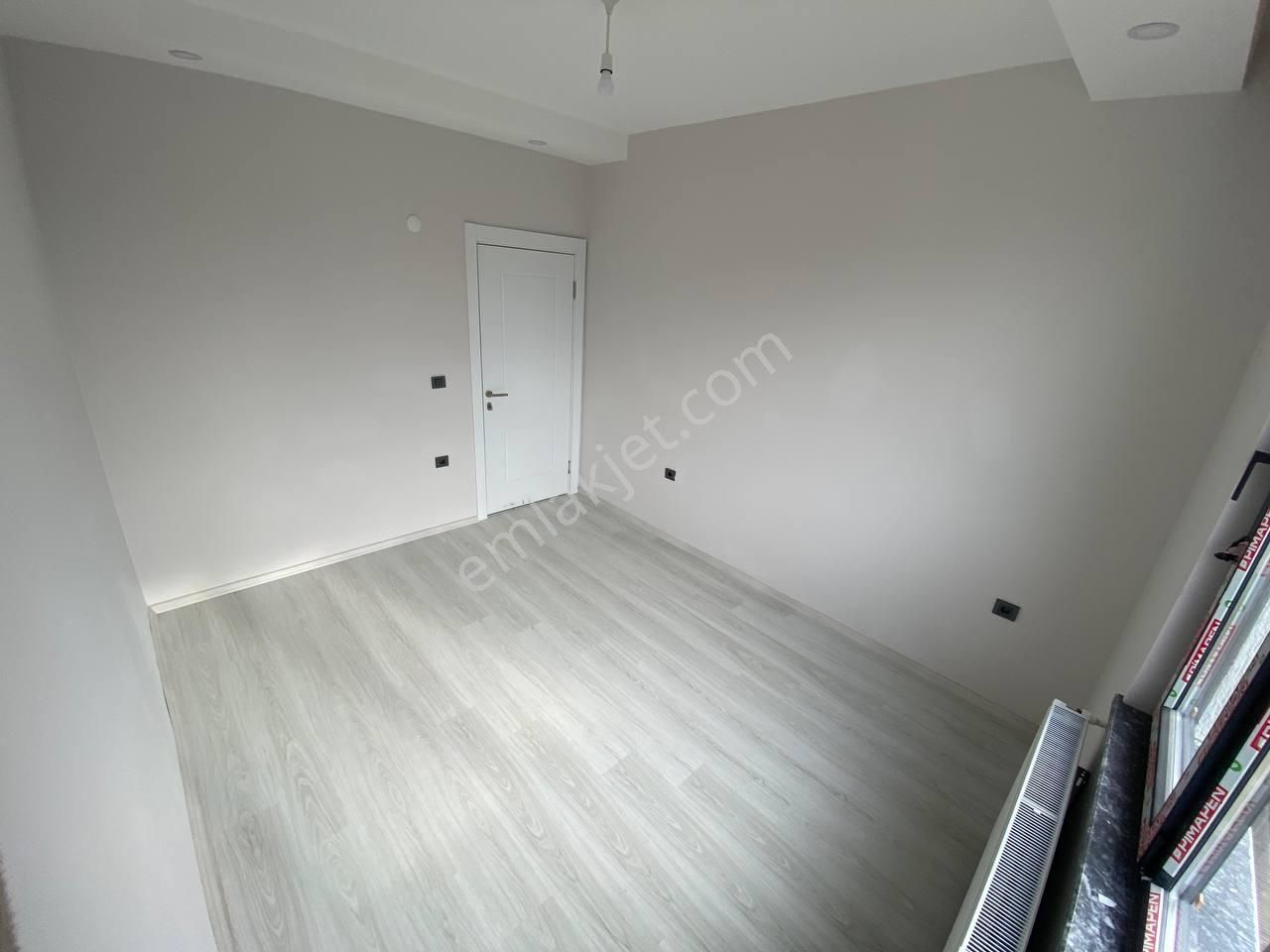 🏡aktiften Cumhuriyette Yatırımcıların Dikkatine!! Ara Kat Geniş Balkonlu Satılık 2+1 Daire - Görsel 8
