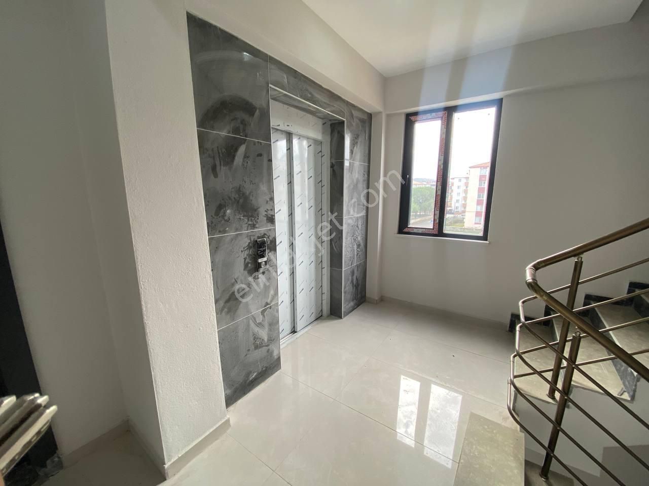 🏡aktiften Cumhuriyette Yatırımcıların Dikkatine!! Ara Kat Geniş Balkonlu Satılık 2+1 Daire - Görsel 16