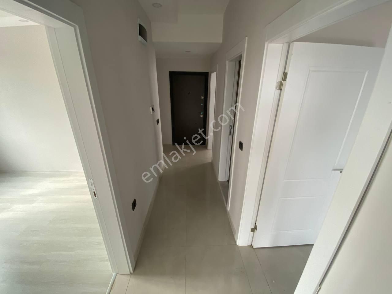 🏡aktiften Cumhuriyette Yatırımcıların Dikkatine!! Ara Kat Geniş Balkonlu Satılık 2+1 Daire - Görsel 14