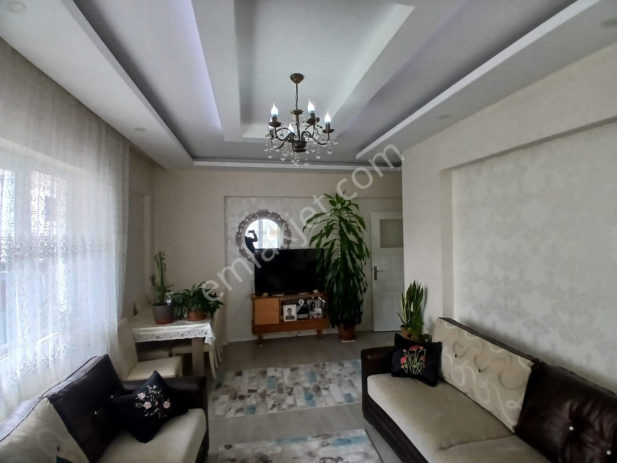 Akçay Emlak'tan Akşehir Gazi Mahallesinde Yerden Isıtma Asansörlü Satılık 3+1 Daire - Görsel 6