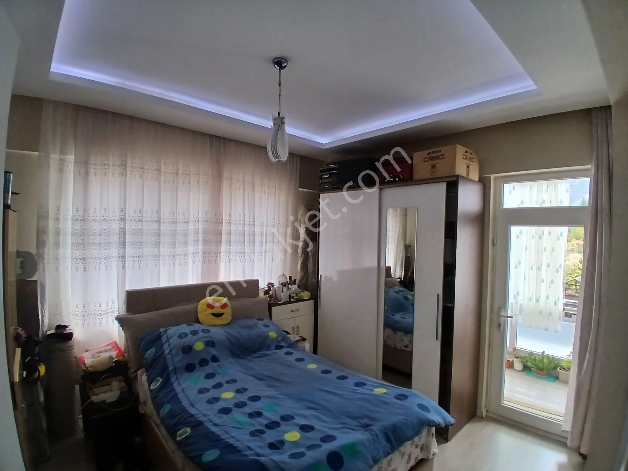 Akçay Emlak'tan Akşehir Gazi Mahallesinde Yerden Isıtma Asansörlü Satılık 3+1 Daire - Görsel 9