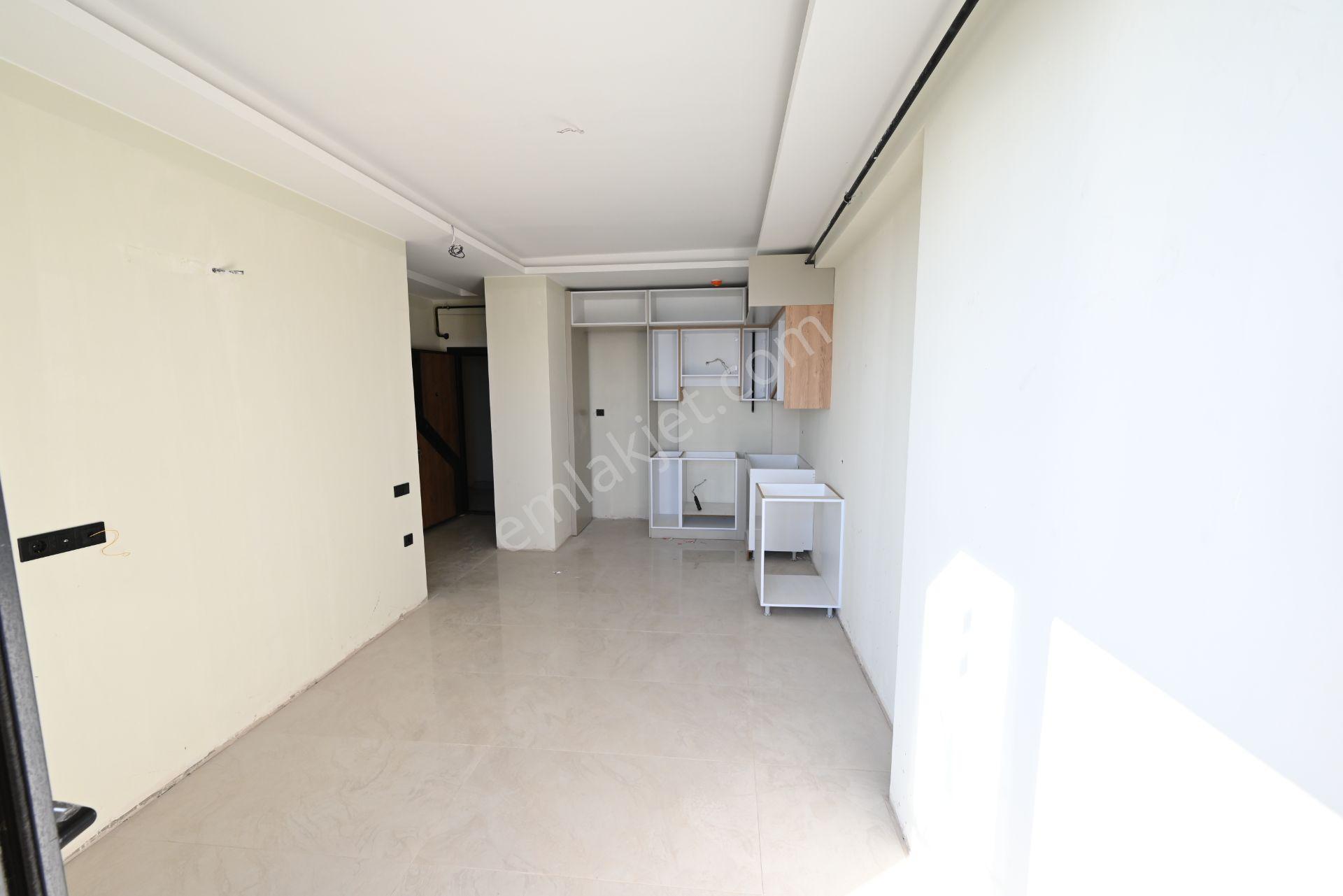 Üstünkent'ten Çeşmeli'de Satılık Deniz Manzaralı 1+1 Sıfır Daire - Görsel 2