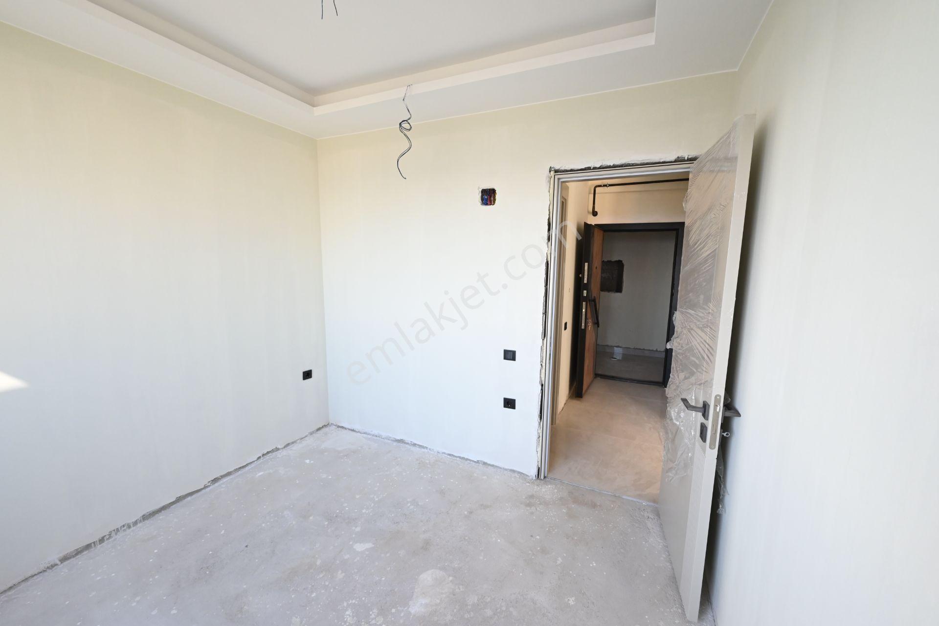 Üstünkent'ten Çeşmeli'de Satılık Deniz Manzaralı 1+1 Sıfır Daire - Görsel 11