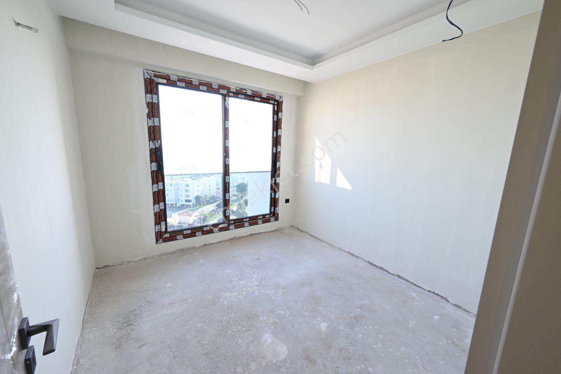 Üstünkent'ten Çeşmeli'de Satılık Deniz Manzaralı 1+1 Sıfır Daire - Görsel 8