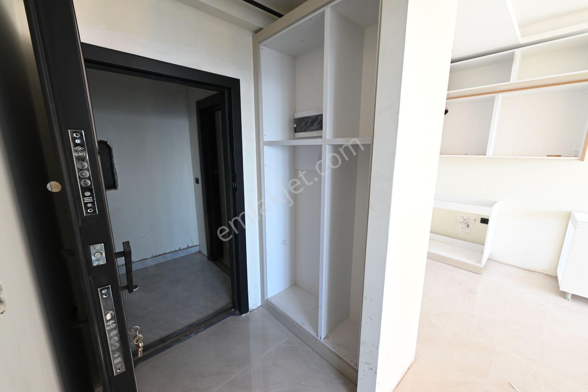 Üstünkent'ten Çeşmeli'de Satılık Deniz Manzaralı 1+1 Sıfır Daire - Görsel 14