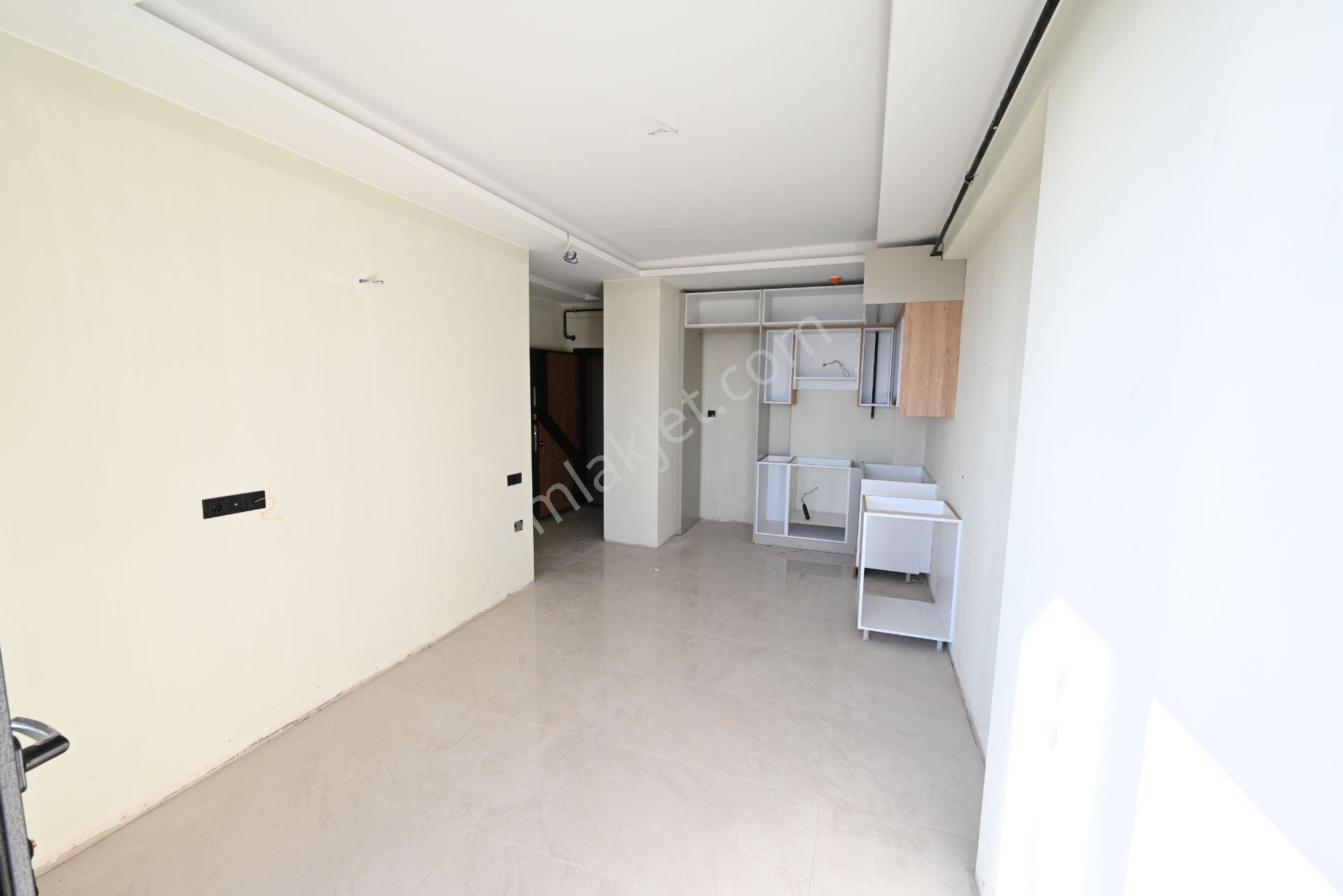 Üstünkent'ten Çeşmeli'de Satılık Deniz Manzaralı 1+1 Sıfır Daire - Görsel 3