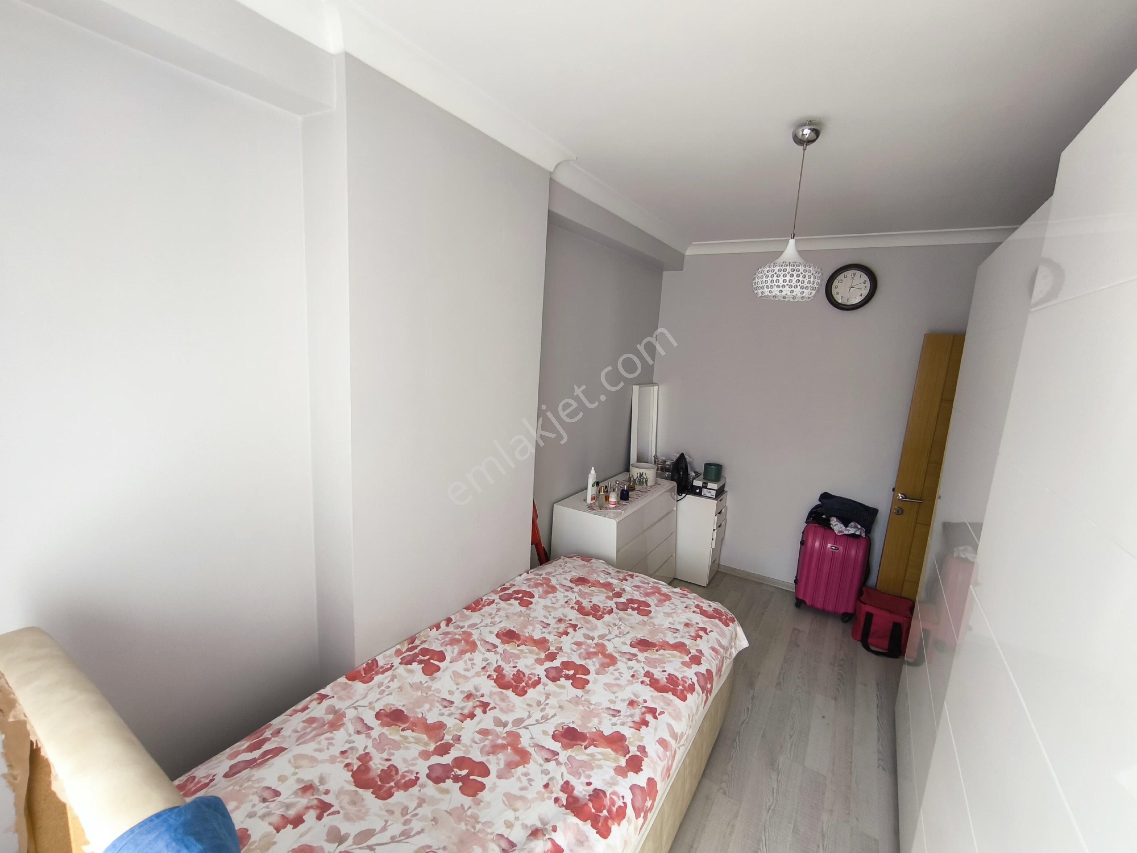 Ümraniye Çarşıya Yakın 3+2 İskanlı Teraslı Çift Giriş Dublkes - Görsel 19