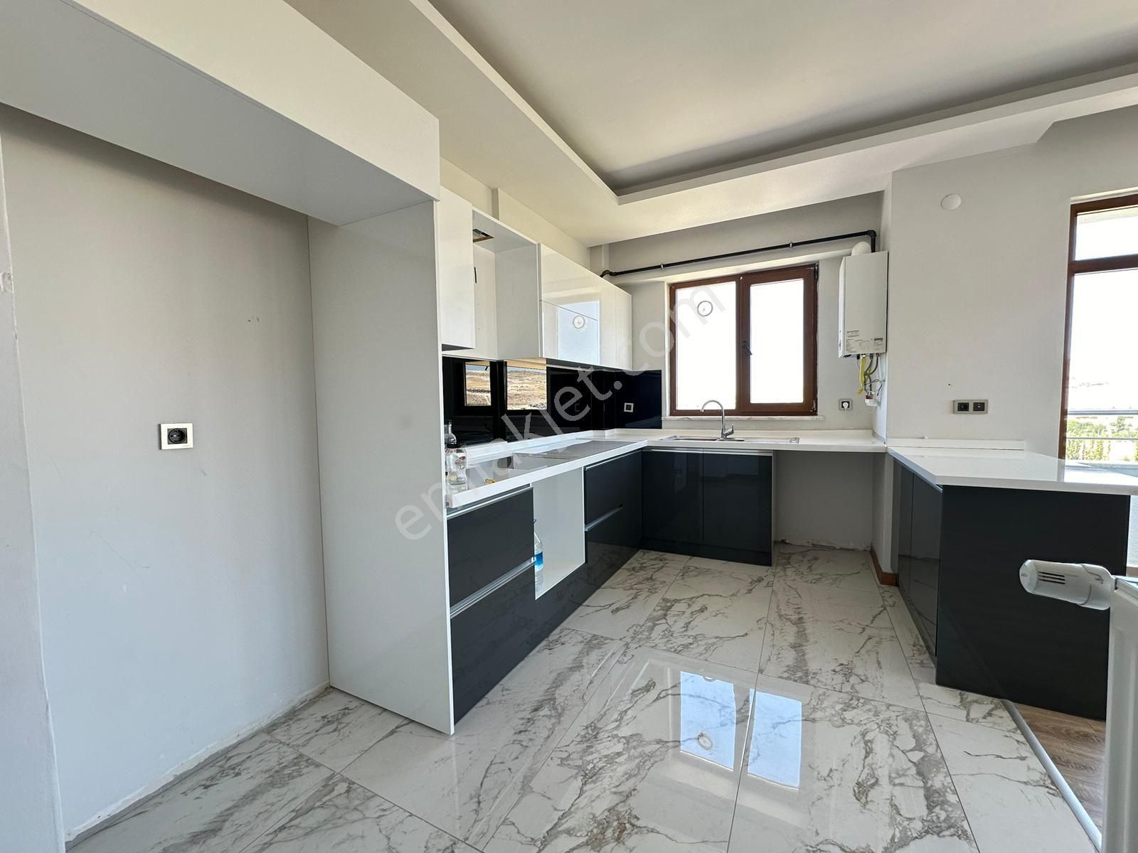 Erkilet Ertuğrulgazi 3+1 Lüks Satılık Daire