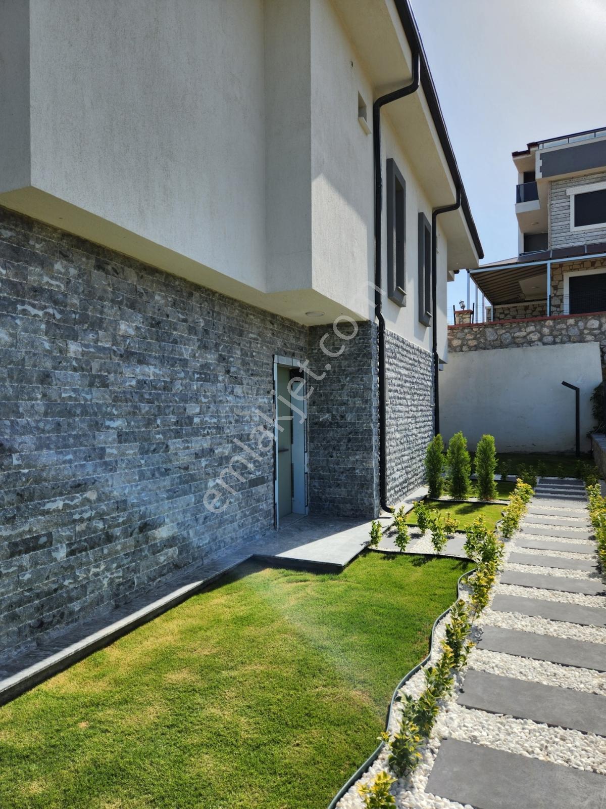 Panoramik Deniz Manzaralı Havuzlu Butik Sitede Satılık Villalar - Görsel 6