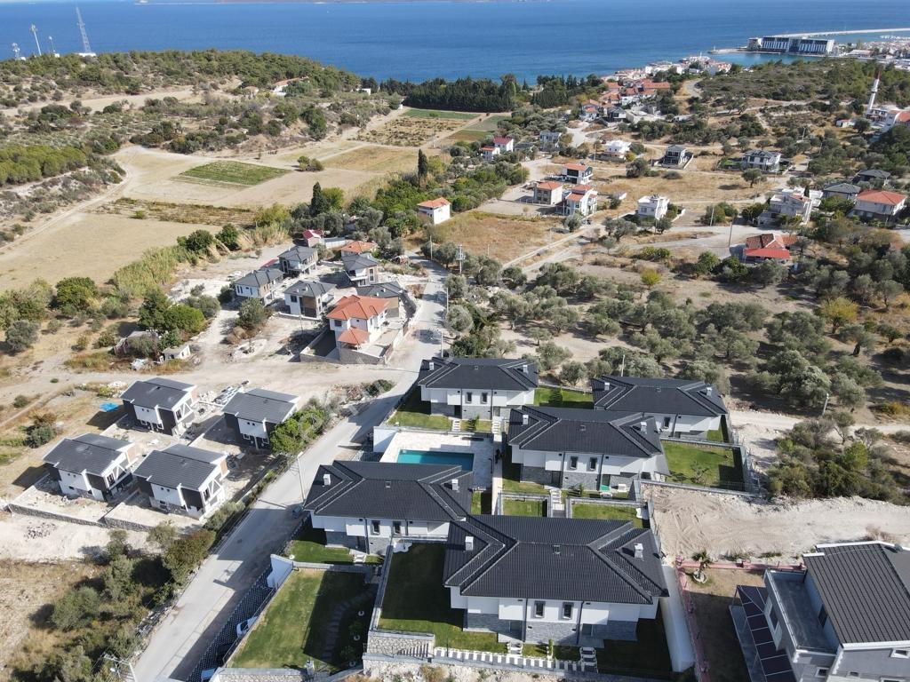 Panoramik Deniz Manzaralı Havuzlu Butik Sitede Satılık Villalar - Görsel 23