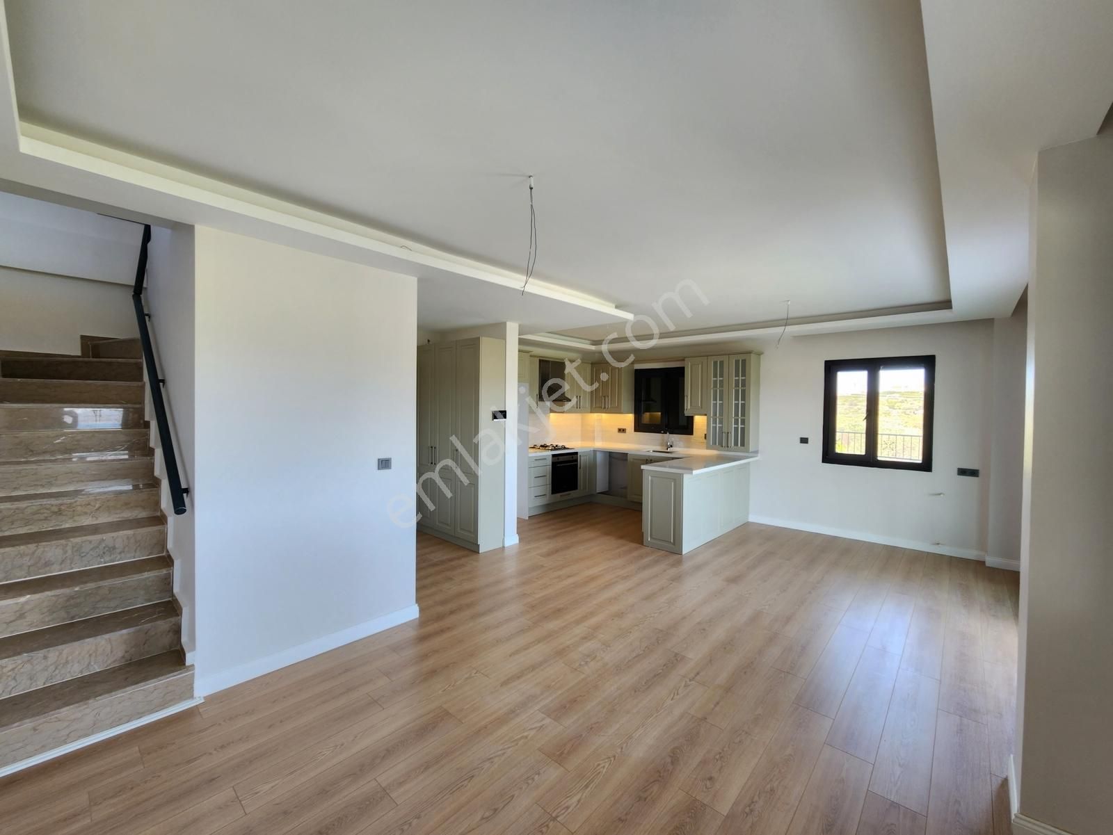 Panoramik Deniz Manzaralı Havuzlu Butik Sitede Satılık Villalar - Görsel 33