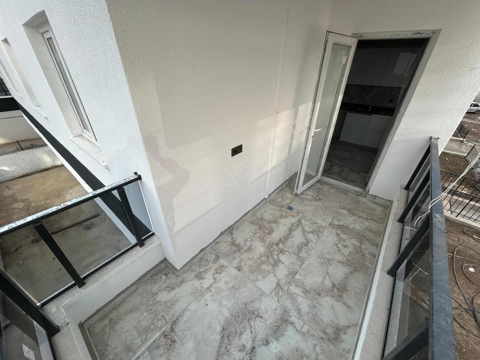 New Kent'den Ara Katta Sıfır Full Yapılı 2+1 Cadde Üzerind Daire - Görsel 23