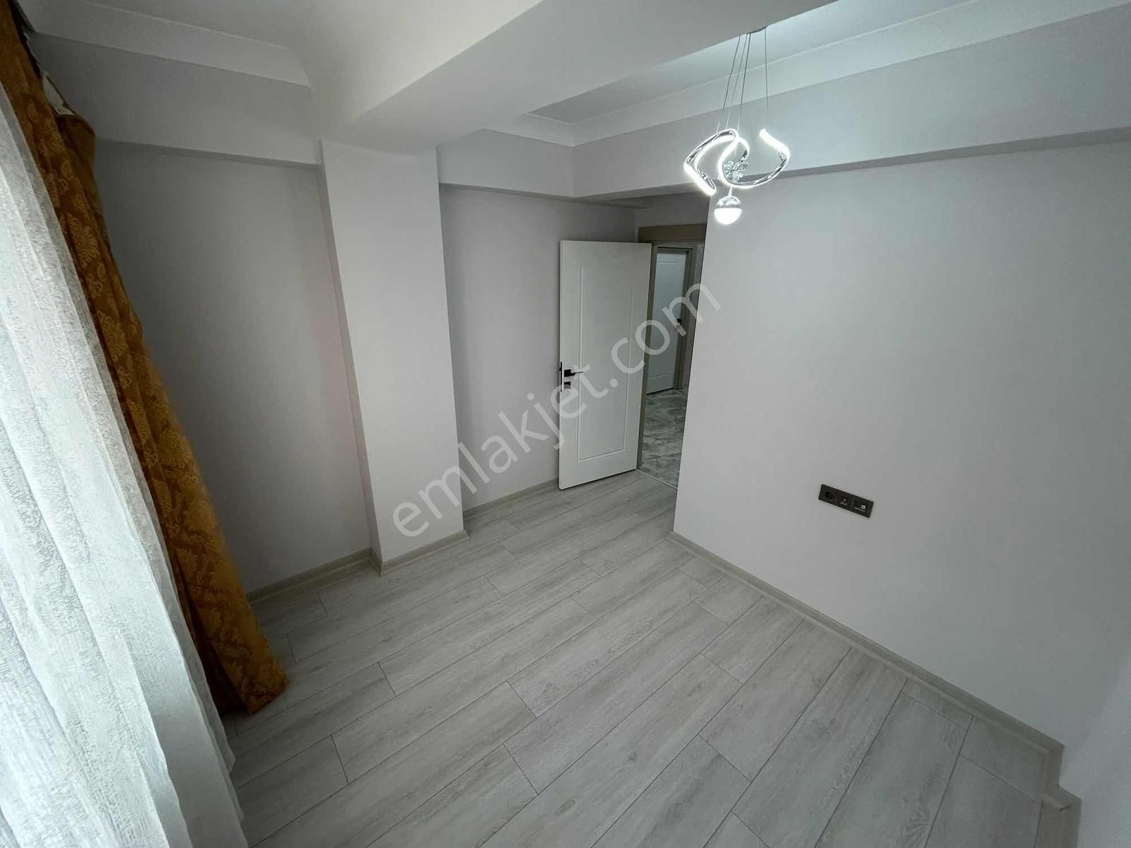 New Kent'den Ara Katta Sıfır Full Yapılı 2+1 Cadde Üzerind Daire - Görsel 20