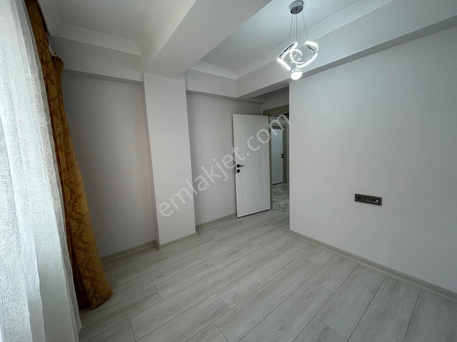 New Kent'den Ara Katta Sıfır Full Yapılı 2+1 Cadde Üzerind Daire - Görsel 22