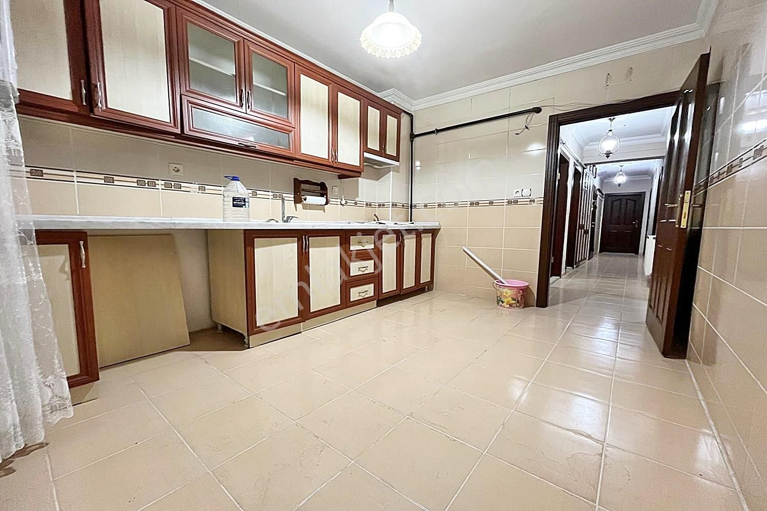 Bademlik'de Ankara Manzaralı 3+1 Ara Katta Kök Tapulu Daire - Görsel 4