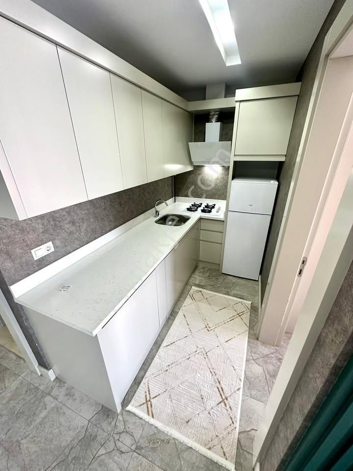 Üniversite Bölgesinde 1.5+1 Çift Asansörlü Kapalı Otoparklı Apart A65 - Görsel 6