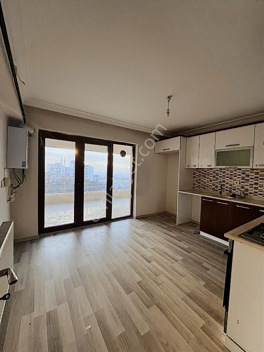 Yetimoğlu Emlak'tan Kiralık Katta 4+1 Site Dairesi - Görsel 9