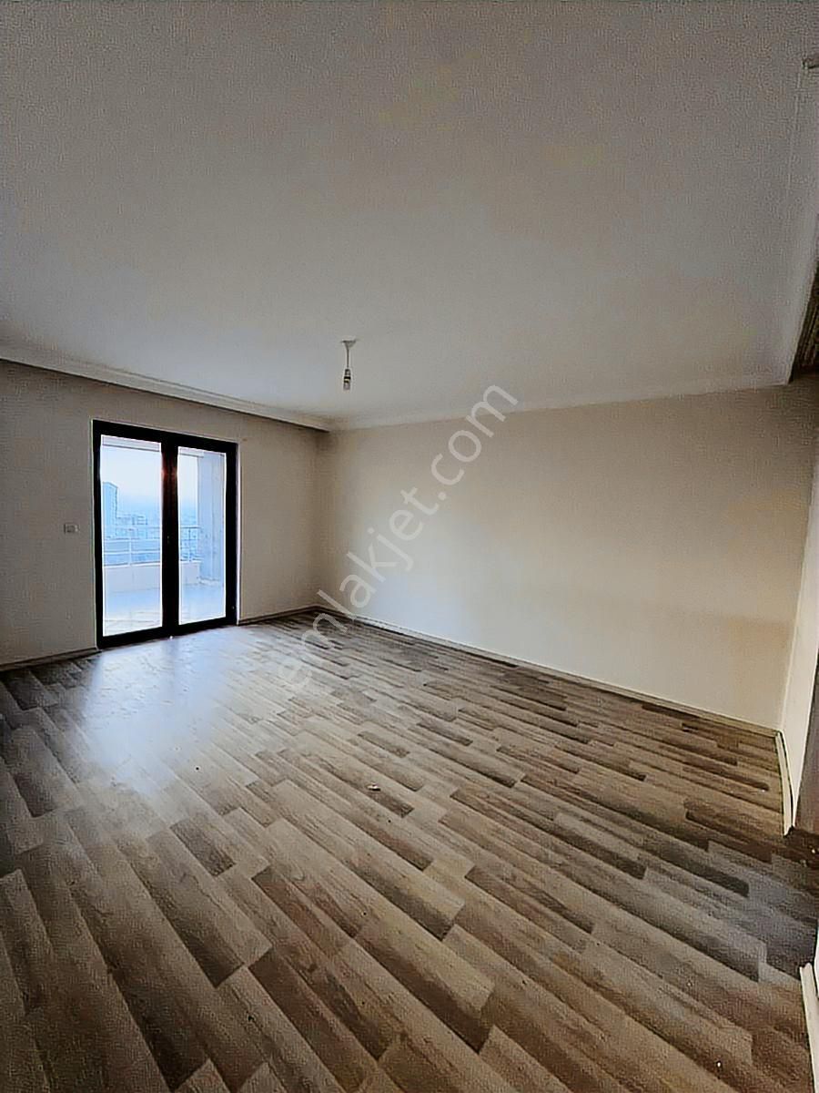 Yetimoğlu Emlak'tan Kiralık Katta 4+1 Site Dairesi - Görsel 14