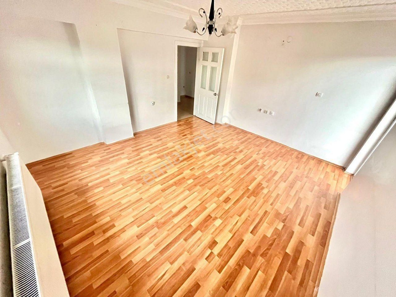 Gamze Emlak'tan Malazgirt'te 3+1 Katta^d.projeli^ön Cephe Daire! - Görsel 11