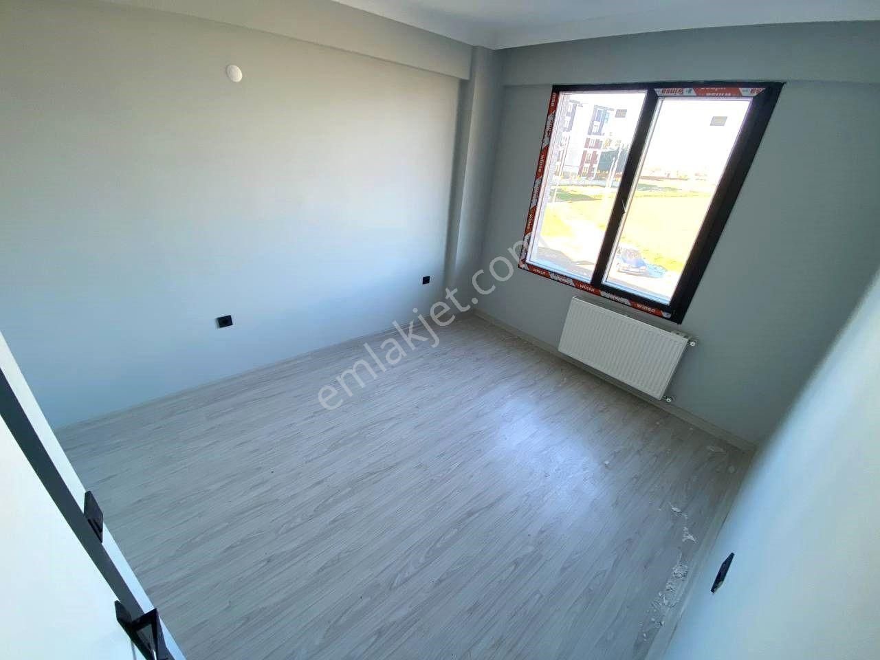 🏡 Aktiften Burhaniye'nin En Nezih Semtinde Konforlu 1+1 Satılık Daire - Görsel 7