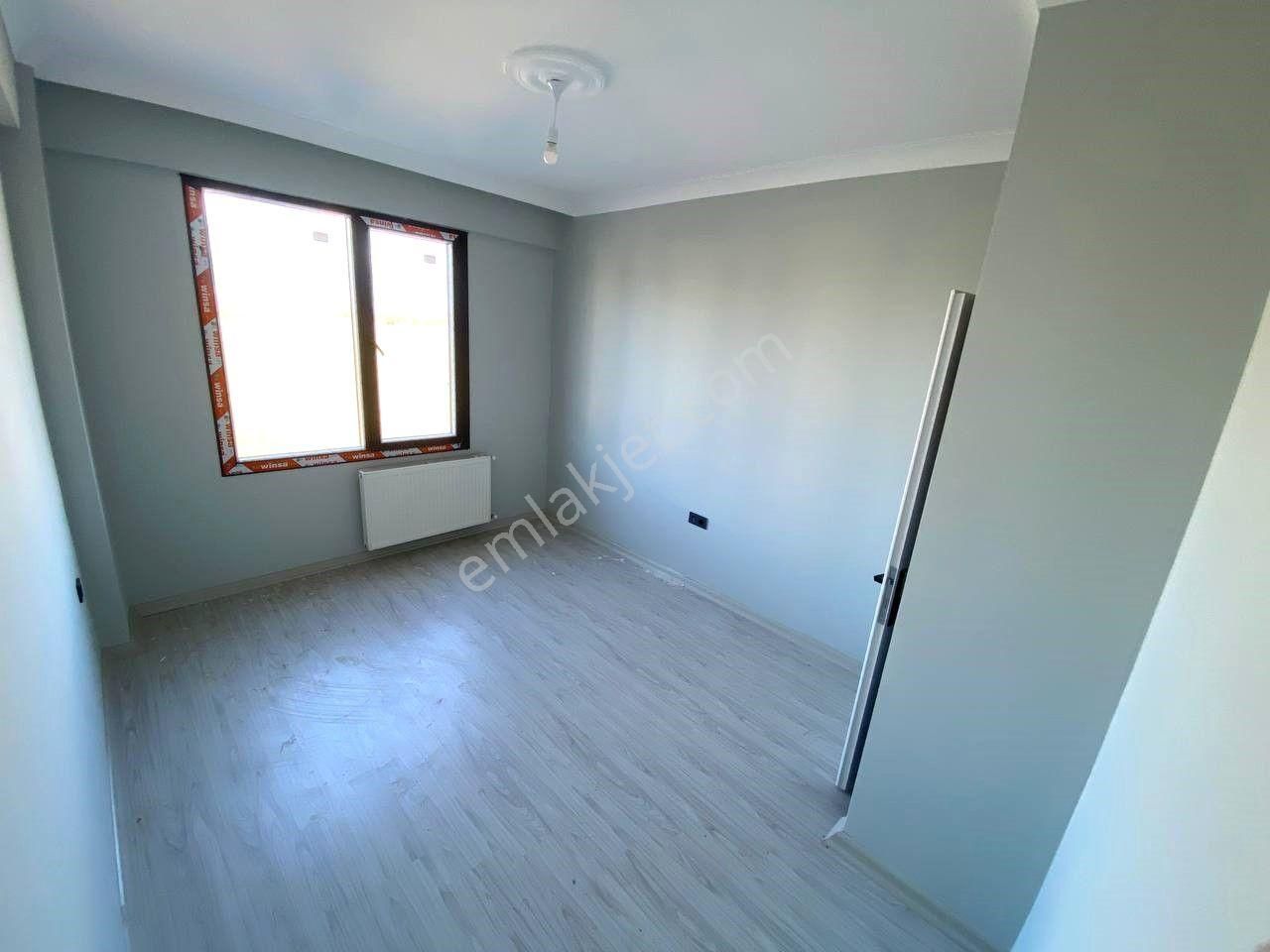 🏡 Aktiften Burhaniye'nin En Nezih Semtinde Konforlu 1+1 Satılık Daire - Görsel 3