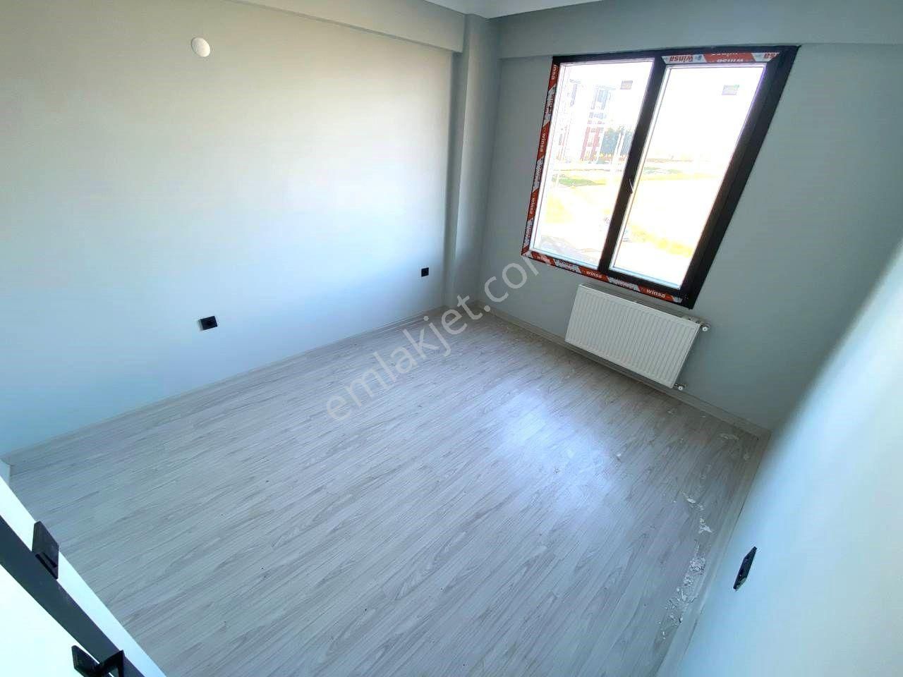 🏡 Aktiften Burhaniye'nin En Nezih Semtinde Konforlu 1+1 Satılık Daire - Görsel 4