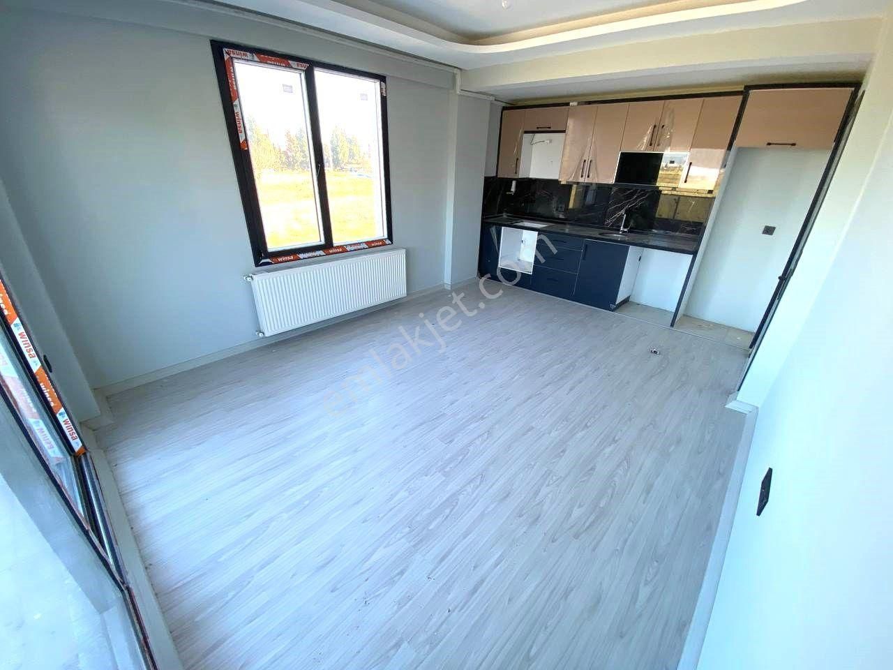 🏡 Aktiften Burhaniye'nin En Nezih Semtinde Konforlu 1+1 Satılık Daire