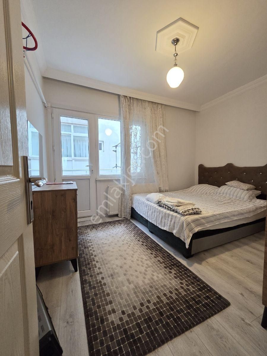 Çınarcık Meydanda Denize Sıfır Arakat 2+1 - Görsel 24