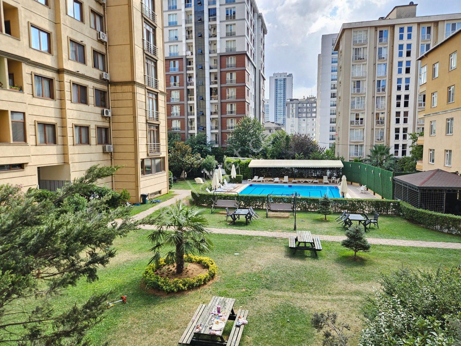 Şerifali Lüks Donanımlı Site Sıfır Daire Selimoğlu 4+1 - Görsel 4