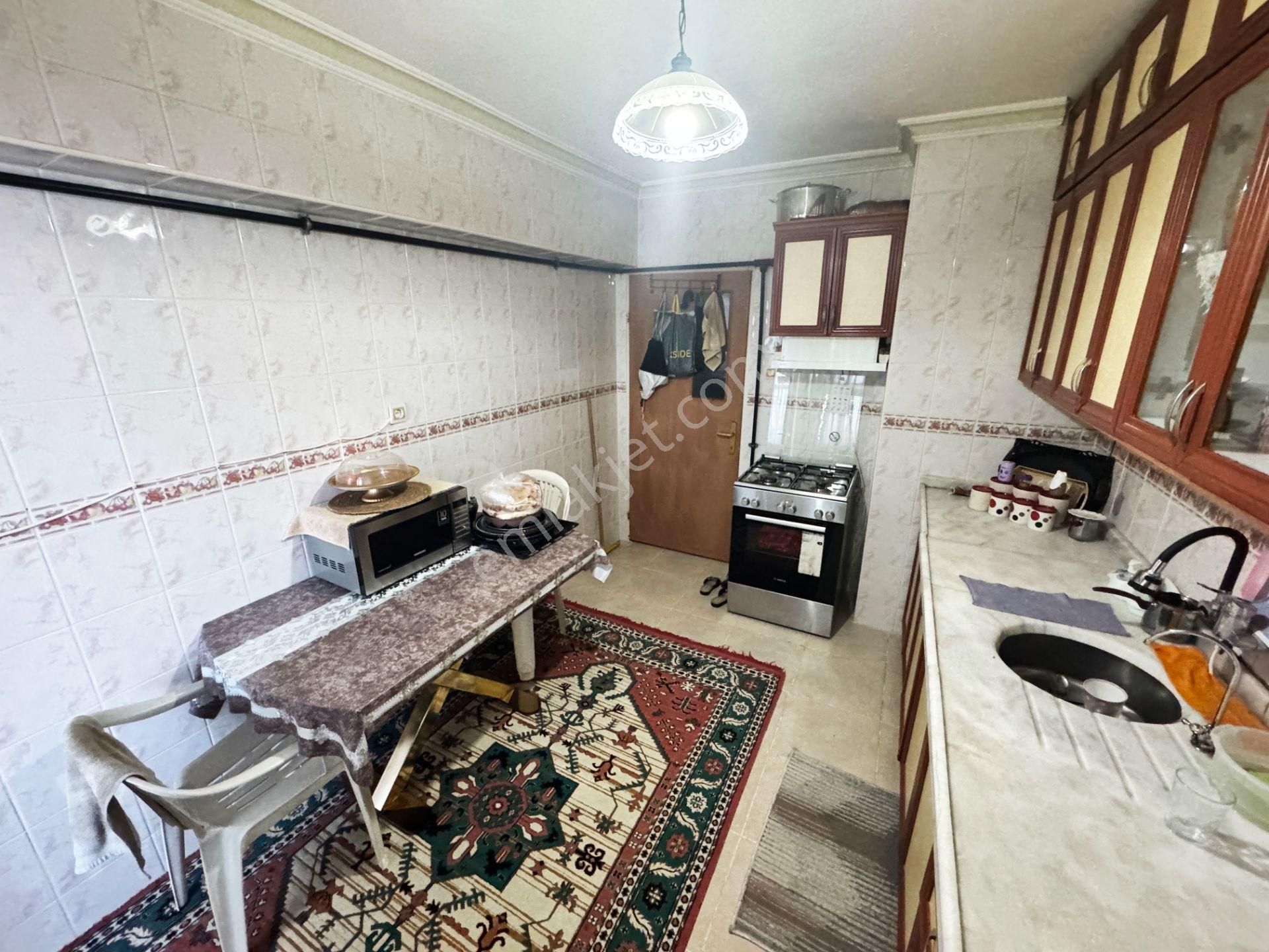 Pursaklar Mehmet Zengin Emlak'tan Merkez Mah. 3.kat 3+1 Yapılı Masrafsız Daire - Görsel 5