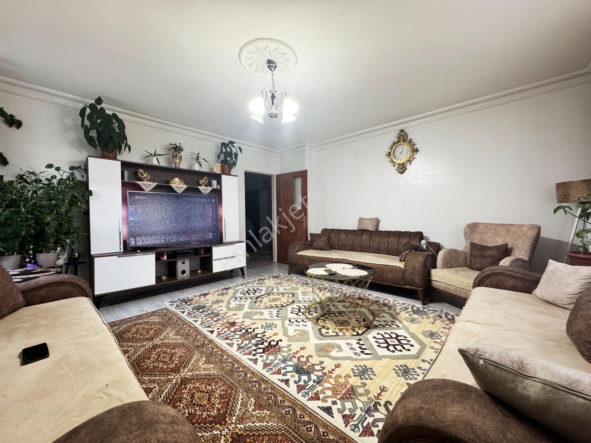 Pursaklar Mehmet Zengin Emlak'tan Merkez Mah. 3.kat 3+1 Yapılı Masrafsız Daire - Görsel 9