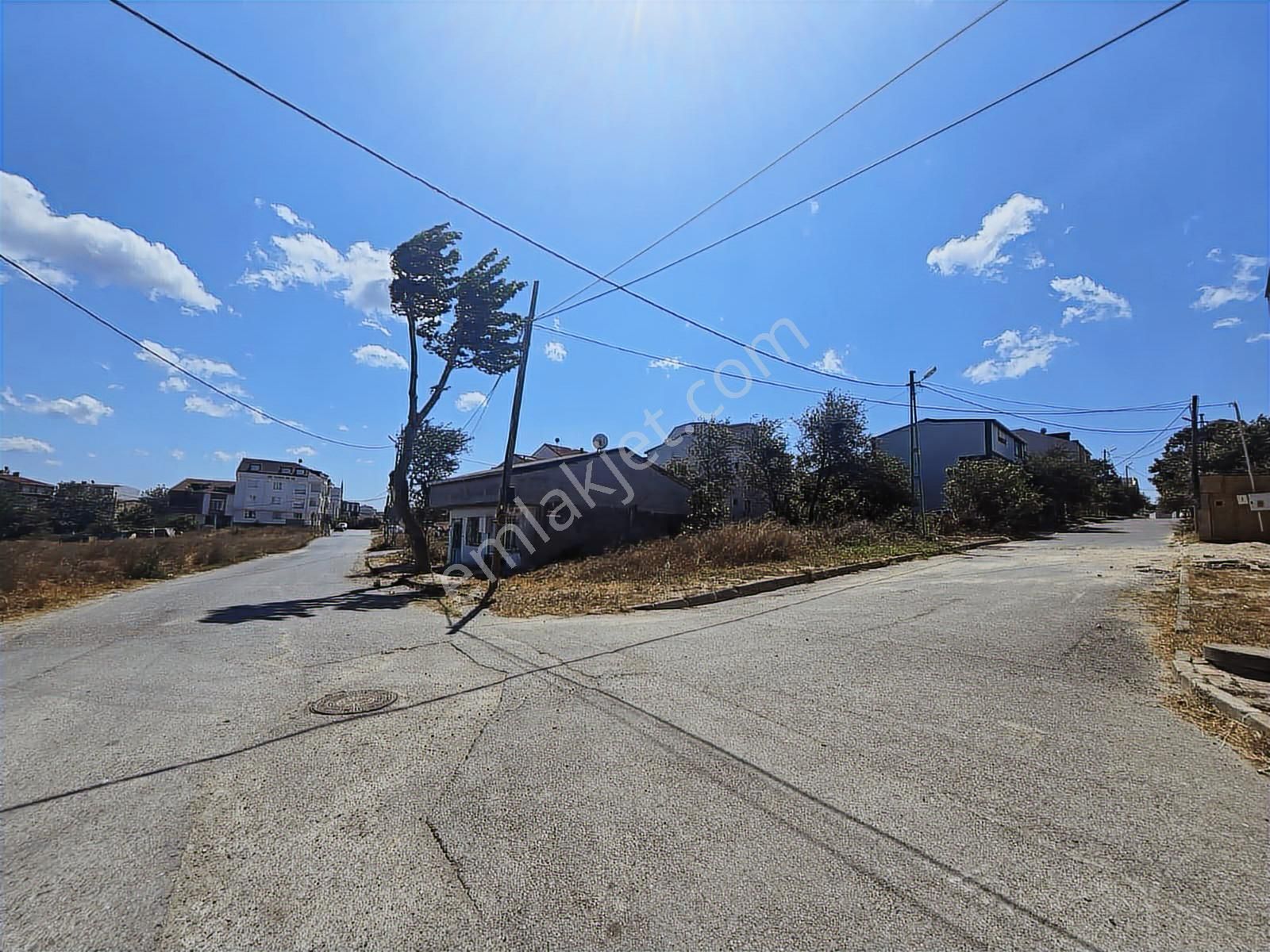 Suatlarda Projesi Ruhsatı Hazır Araç Takaslı Satılık Arsa - Görsel 2