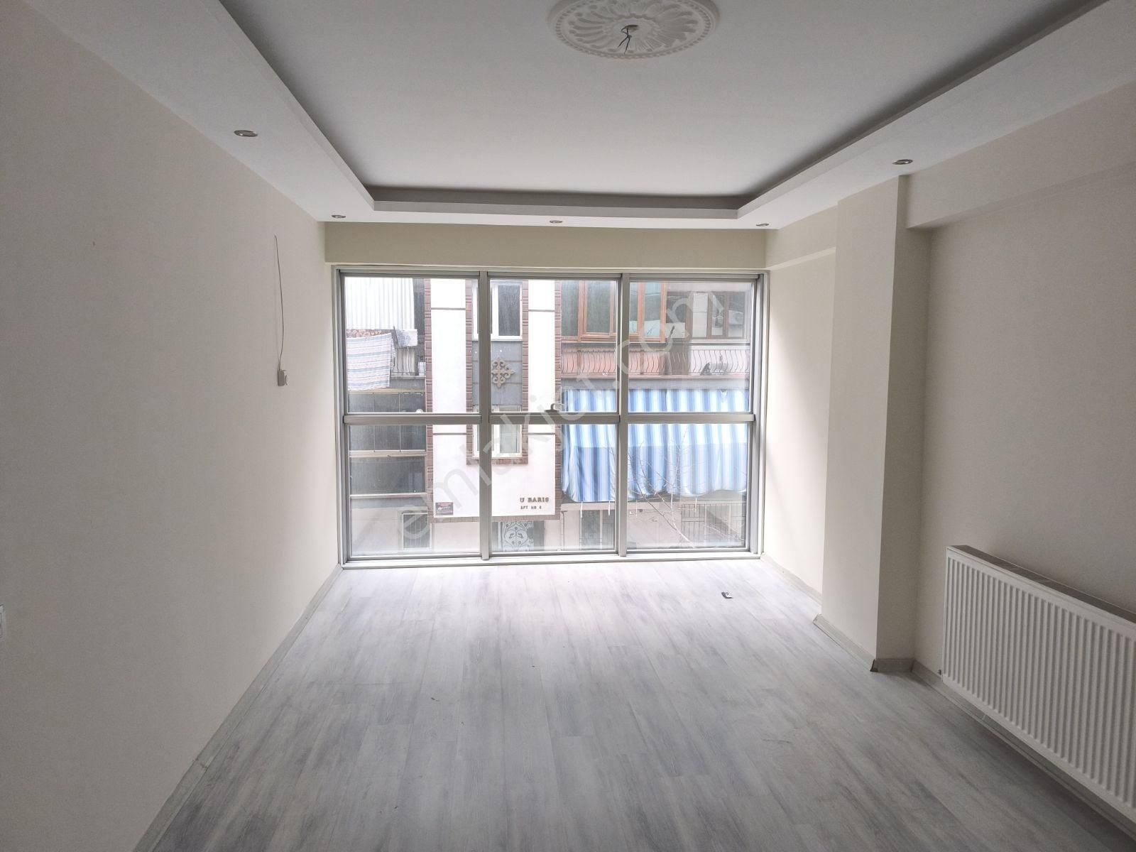 Manisa Yunusemre Merekezefendi Mah.1.balkon 2+1 95 M2 7 Yıllık - Görsel 4