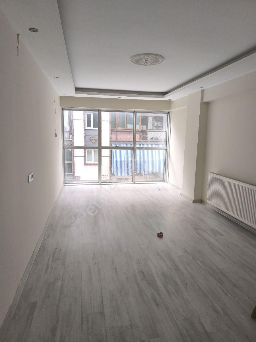 Manisa Yunusemre Merekezefendi Mah.1.balkon 2+1 95 M2 7 Yıllık - Görsel 5