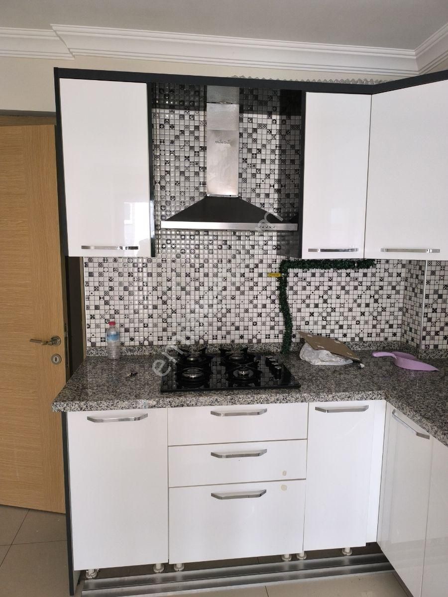 Manisa Yunusemre Merekezefendi Mah.1.balkon 2+1 95 M2 7 Yıllık - Görsel 33