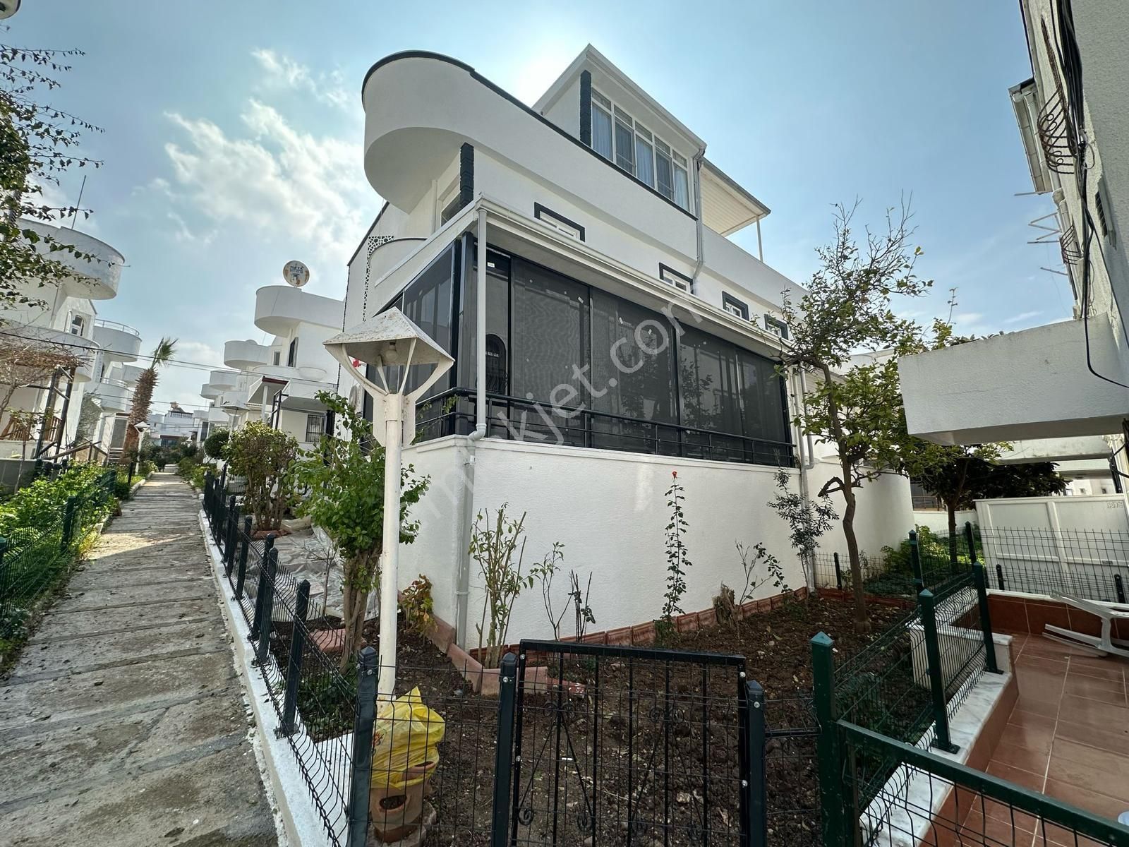 Didim Mavişehir Mavi Ay Sitesinde Deniz Manzaralı Villa - Görsel 21