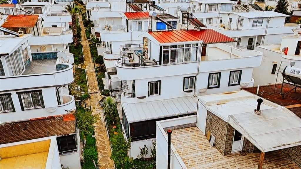 Didim Mavişehir Mavi Ay Sitesinde Deniz Manzaralı Villa - Görsel 19