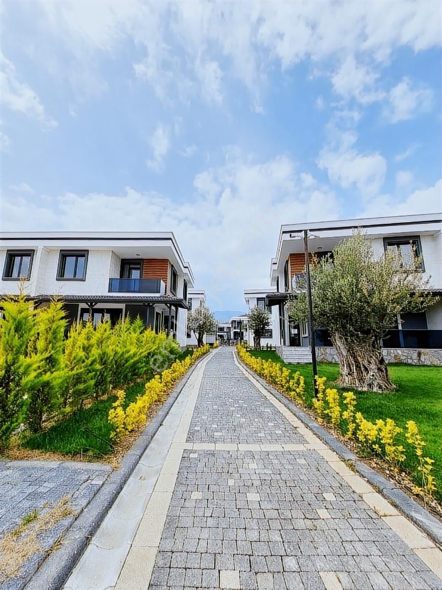 ️güre Ssk'da, Denize 330 M,yüzme Havuzlu 3+1 Lüks Villa️ - Görsel 2