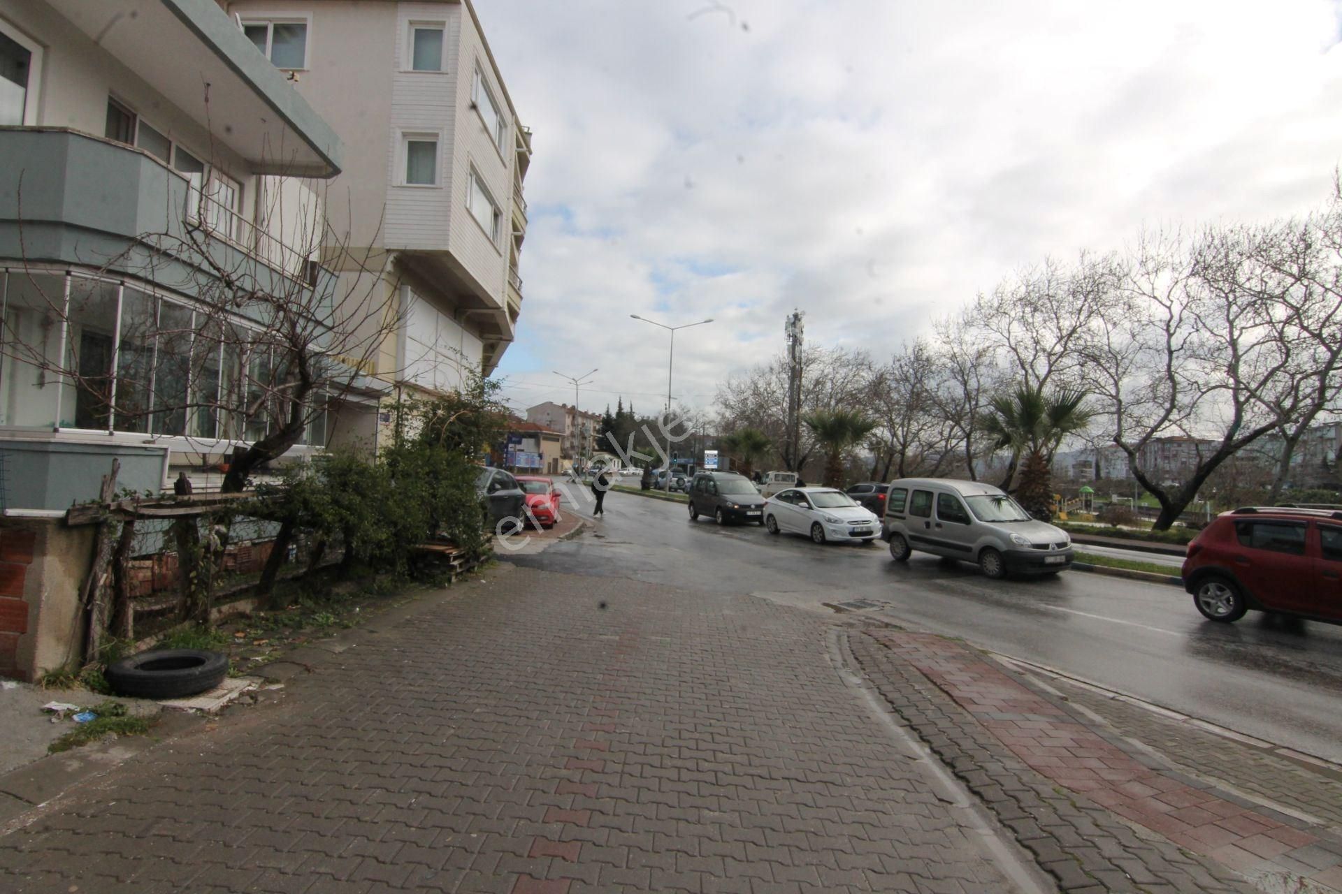 Çanakkale Merkez Eski Belediye Yakını Kiralık İşyeri - Görsel 4
