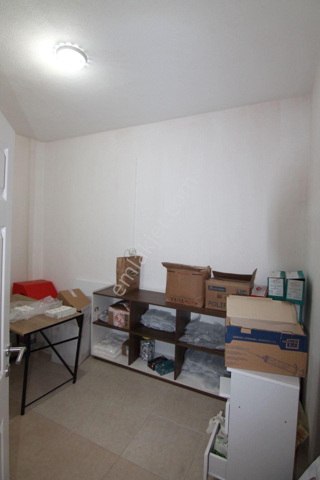 Çanakkale Merkez Eski Belediye Yakını Kiralık İşyeri - Görsel 16