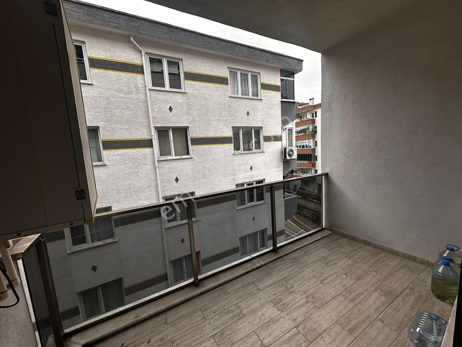 Tırpan'dan Halitpaşa Mh.düz Ayak Merkezi Konum 2+1 Kiralık Daire - Görsel 31