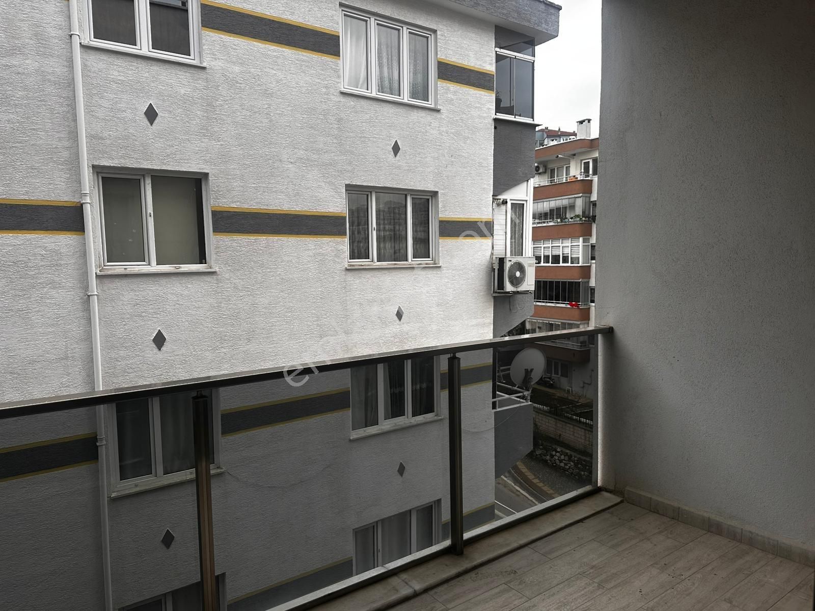 Tırpan'dan Halitpaşa Mh.düz Ayak Merkezi Konum 2+1 Kiralık Daire - Görsel 4