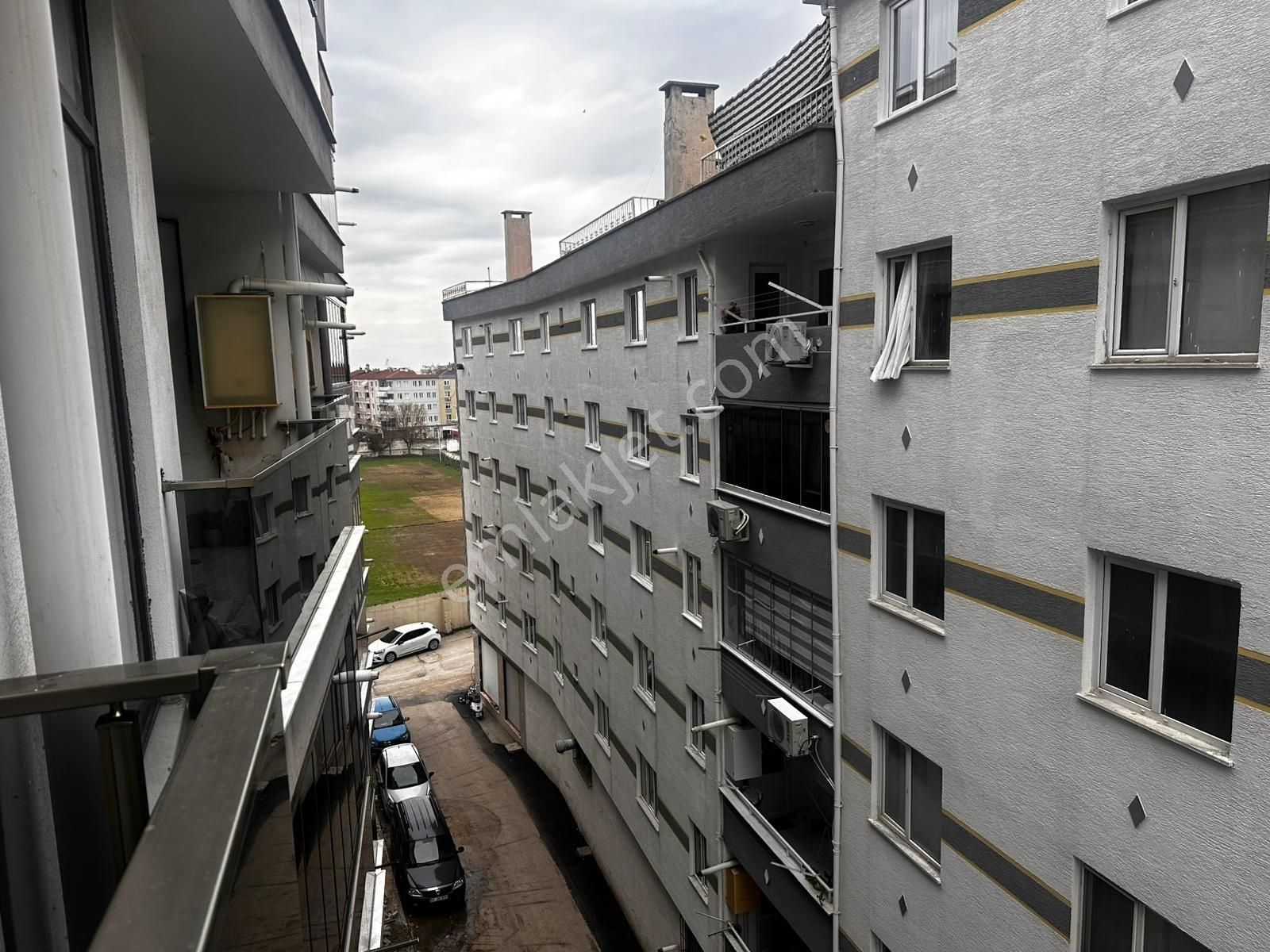 Tırpan'dan Halitpaşa Mh.düz Ayak Merkezi Konum 2+1 Kiralık Daire - Görsel 15