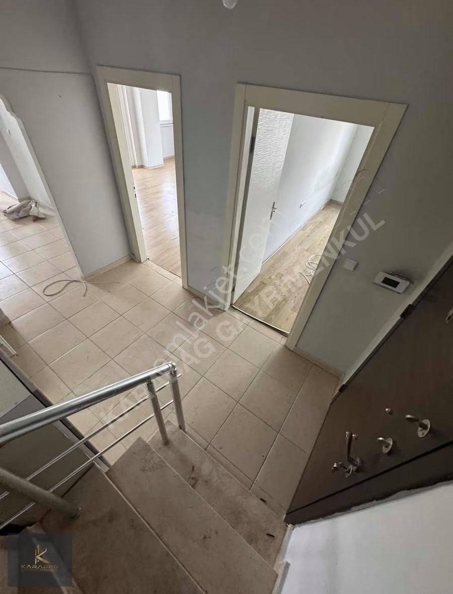 Karabağ'dan ! Harika Konumda Ayırmaya Uygun Geniş Dubleks - Görsel 21