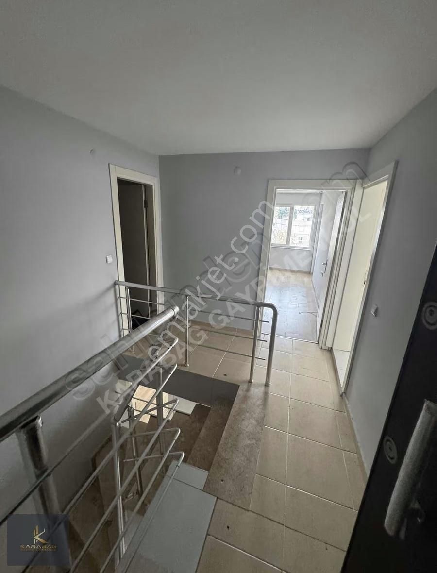 Karabağ'dan ! Harika Konumda Ayırmaya Uygun Geniş Dubleks - Görsel 29