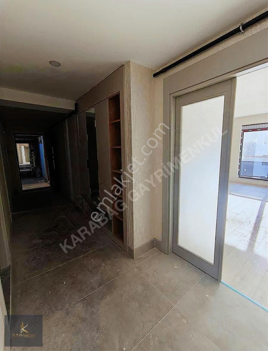 Karabağ'dan ! Lüx Site İçerisinde Geniş İskanlı 2+1 - Görsel 9