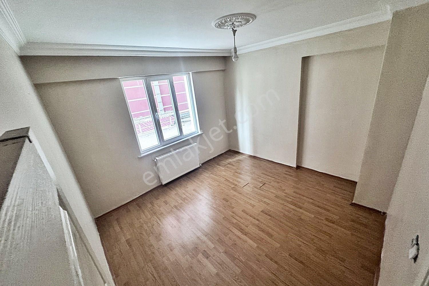 Hacı Yakup Caddesi'nde Ferah Ve Kullanışlı 2+1 Satılık Daire! - Görsel 19