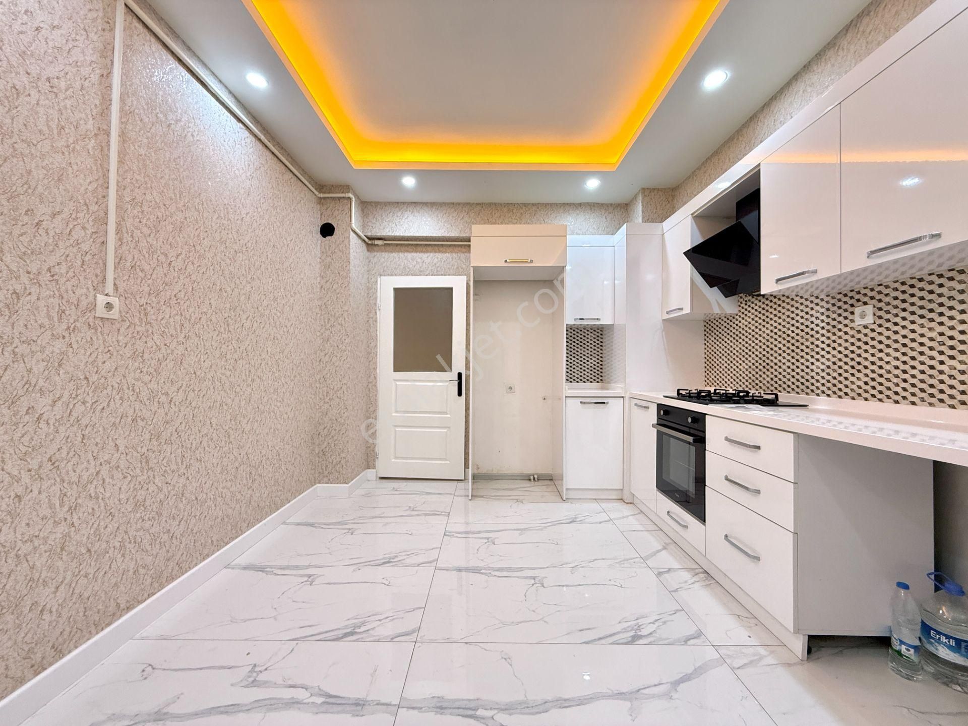 Pursaklar Mehmet Zengin Emlak'tan 1.kot Satı Öztürk Okulu Yakını 2+1 Yapılı Masrafsız Daire - Görsel 5