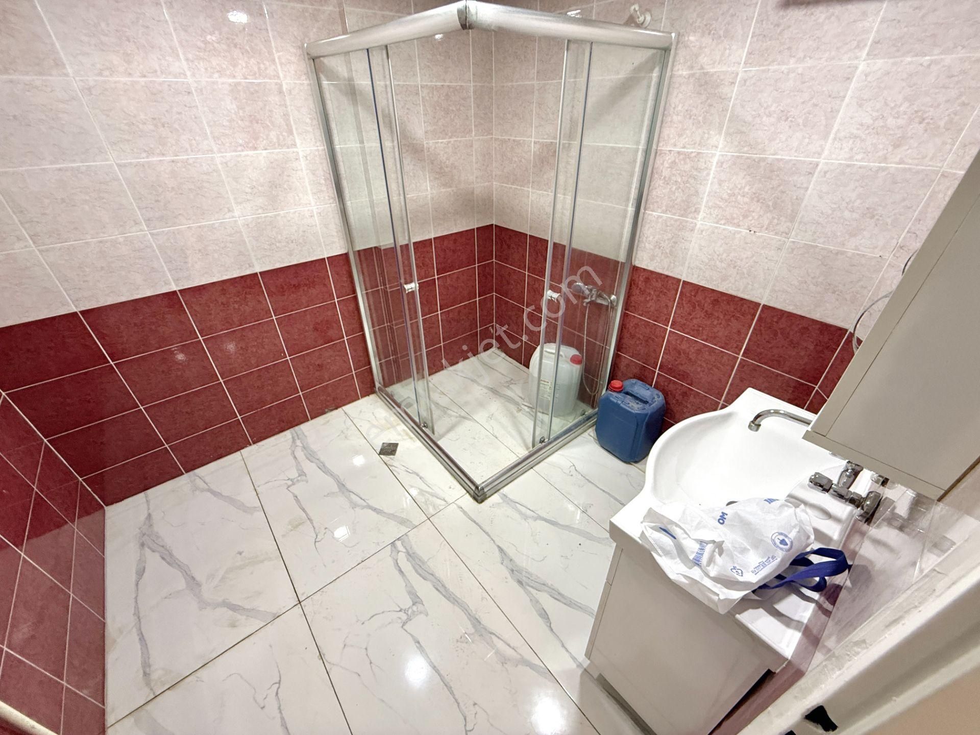 Pursaklar Mehmet Zengin Emlak'tan 1.kot Satı Öztürk Okulu Yakını 2+1 Yapılı Masrafsız Daire - Görsel 17