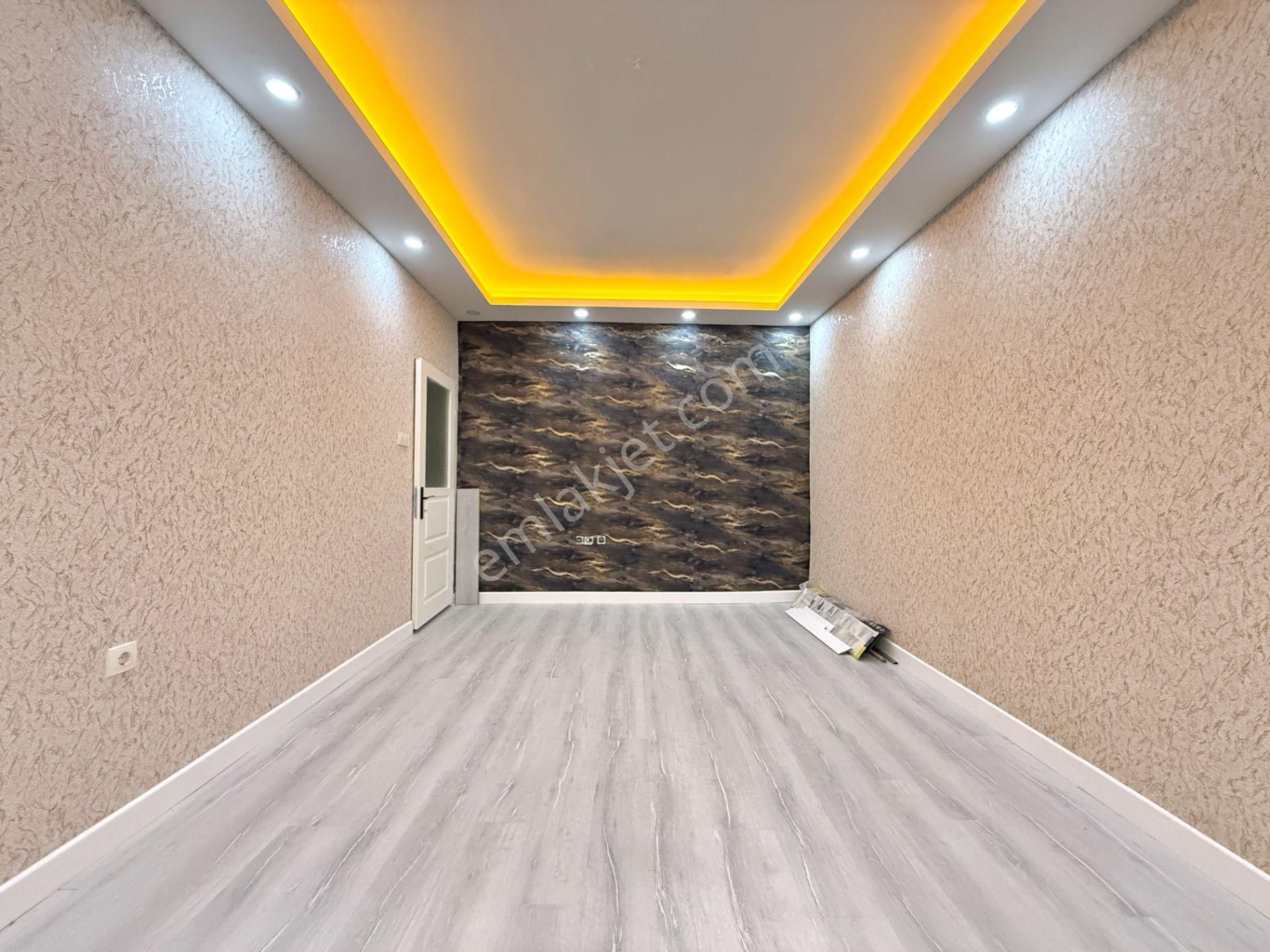 Pursaklar Mehmet Zengin Emlak'tan 1.kot Satı Öztürk Okulu Yakını 2+1 Yapılı Masrafsız Daire - Görsel 9